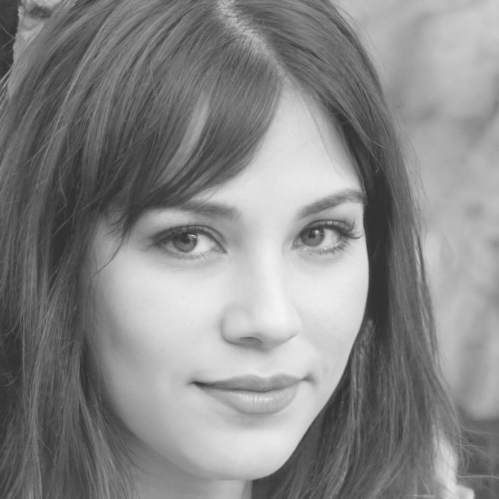 Portrait d'Élodie Marchand, développeuse senior